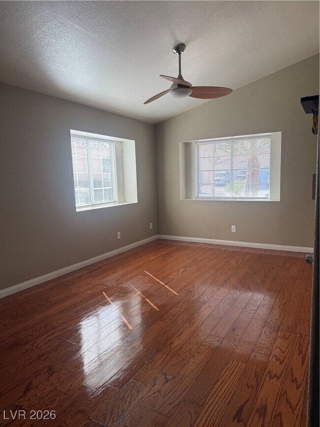 Foto del edificio - 1120 Daytona Ln