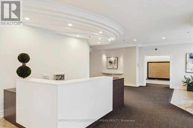 Building Photo - 3 Ellesmere St