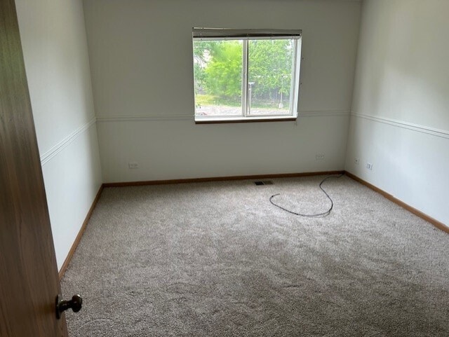 Building Photo - 727 Elm Ln