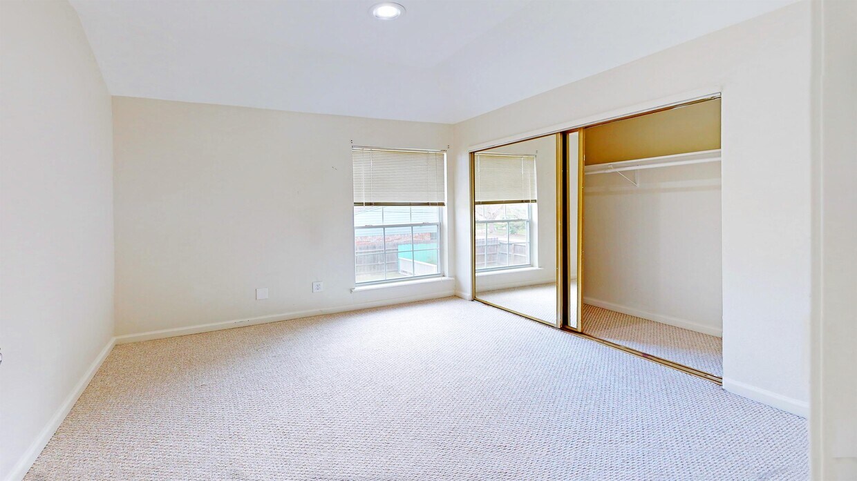 Primary Photo - 5026 Alvarado BndBEDROOM 2C - 721751