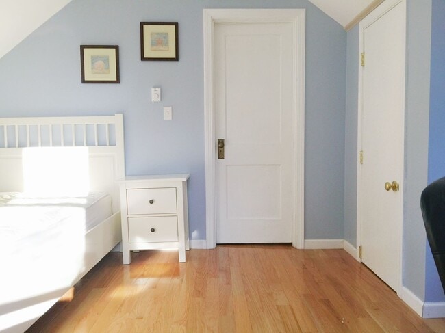 Photo - 101 Lexington St House