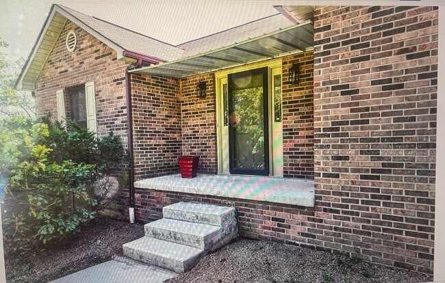 Foto del edificio - LaFollette 37766 - Charming Ranch-Style 3 ...