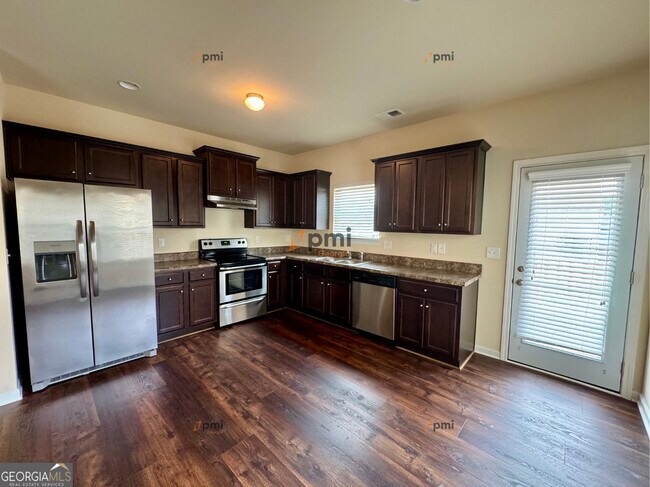Foto del edificio - 2 Longleaf Cir