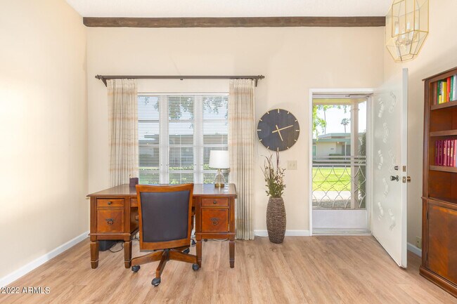 Foto del edificio - 13227 N 99th Dr