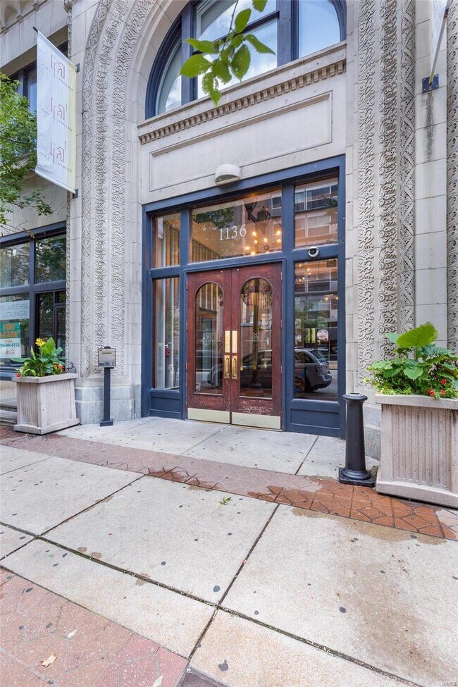 Foto del edificio - 1136 Washington Ave