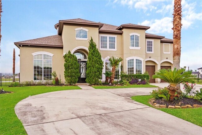 Foto del edificio - 8 Cypress Point Ct