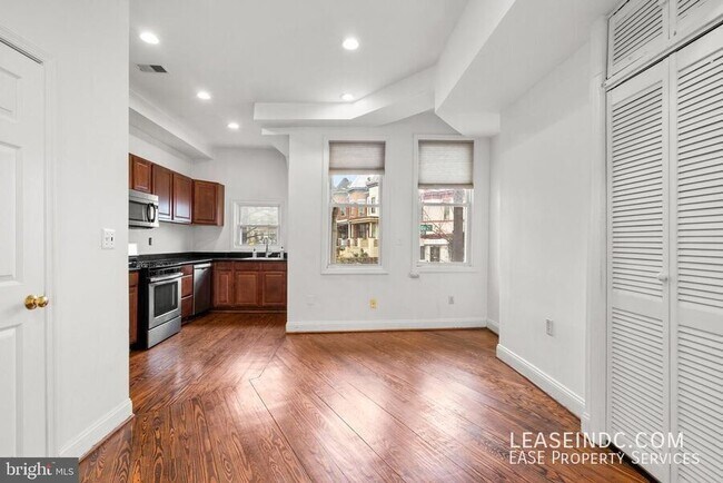 Foto del edificio - 203 R St NW