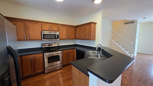 Foto del edificio - 1547 Cass Lake Rd