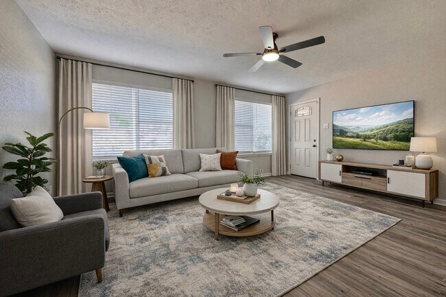 Foto del edificio - 5115 Hialeah Dr