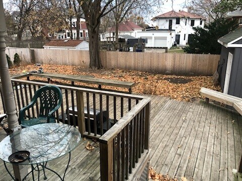 Large back yard - 6335 5th Ave