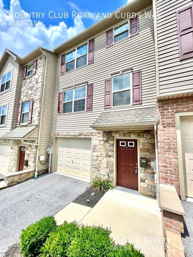 Foto del edificio - Spacious 2 bed, 2.5 bath Townhome with Gar...
