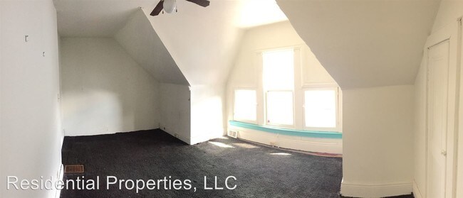 Building Photo - 649 North Ave