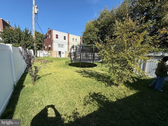 Foto del edificio - 3124 Holly Rd