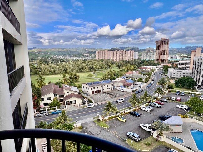 Foto del edificio - Horizon View Tower/2 BD/2 BA/1 PK