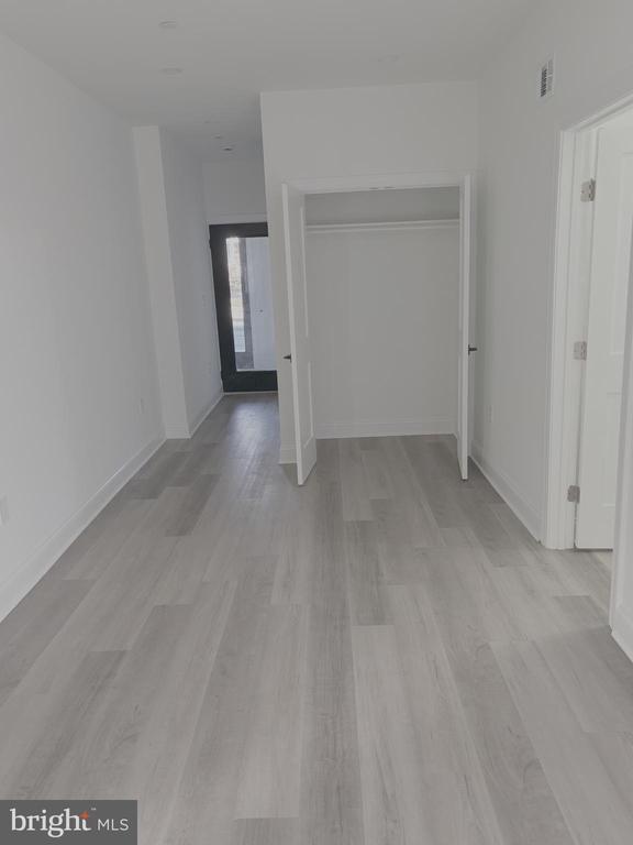 Foto del edificio - 2404 North Capitol St NW