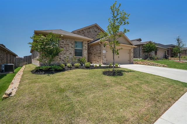 Building Photo - 9233 Herringbone Dr