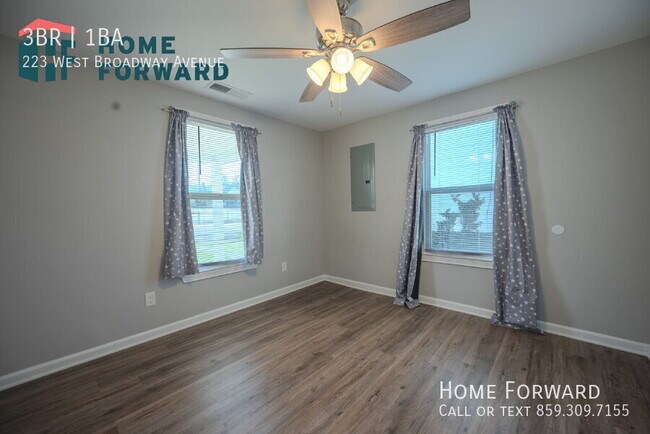 Foto del edificio - 223 W Broadway Ave