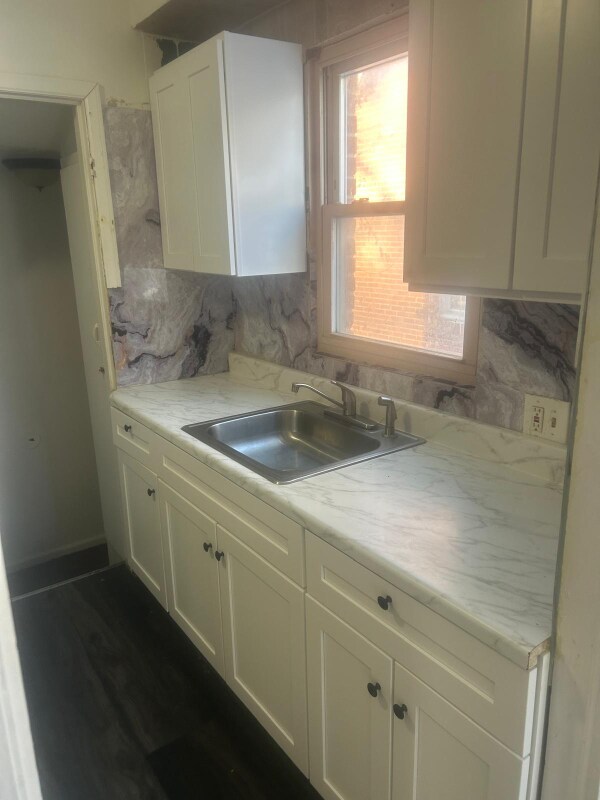 Foto del edificio - 6515 Woodmont Ave