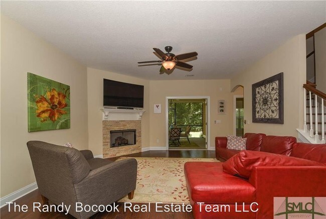 Foto del edificio - 335 Ridgewood Park Dr N