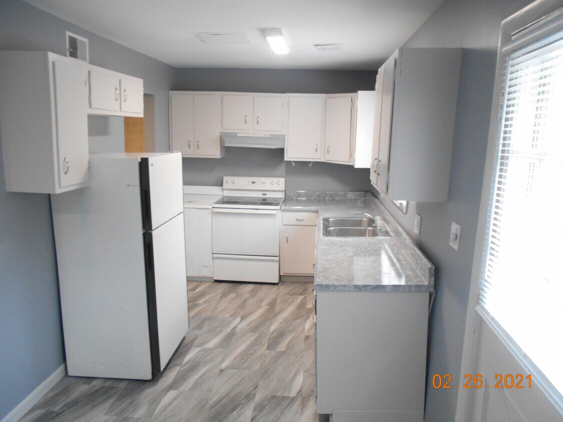 21 Eagle Ave, Wheeling, WV 26003 Apartments in Wheeling, WV