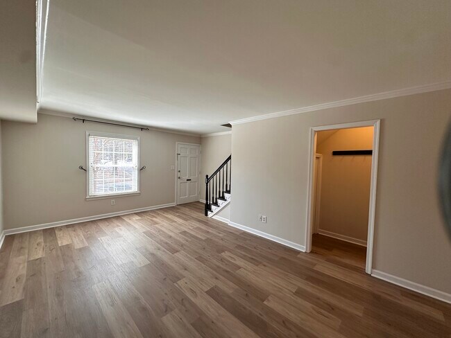 Building Photo - 3907 Browning Pl