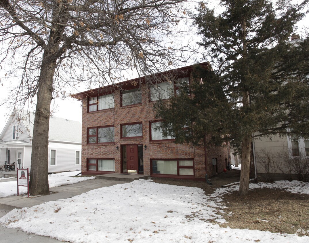 Primary Photo - 1228 S 23rd St