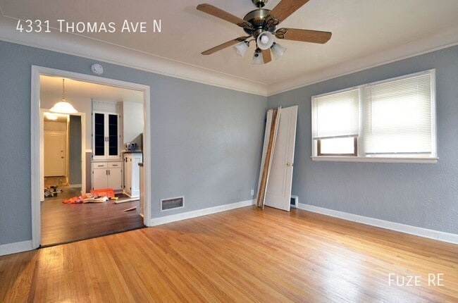 Building Photo - 4331 N Thomas Ave