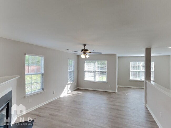 Building Photo - 1101 Southridge Dr