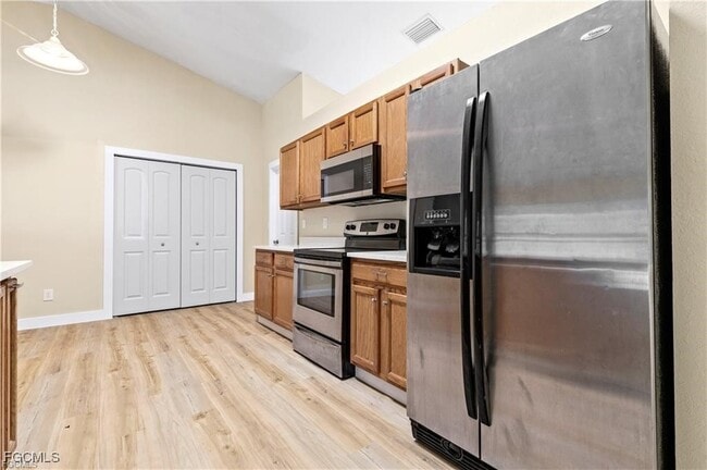 Building Photo - 1399 Shields St