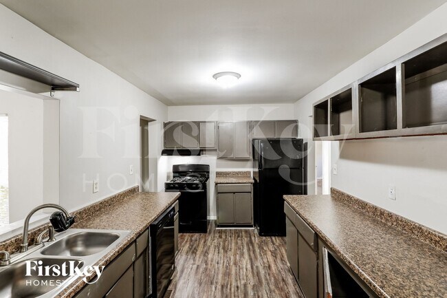 Foto del edificio - 3085 Piper Dr