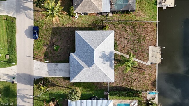 Foto del edificio - 5367 Coral Ave