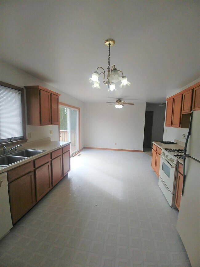 Building Photo - 2536 N 4645th Rd