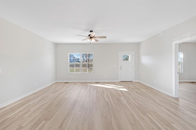 Building Photo - 8402 TN-25