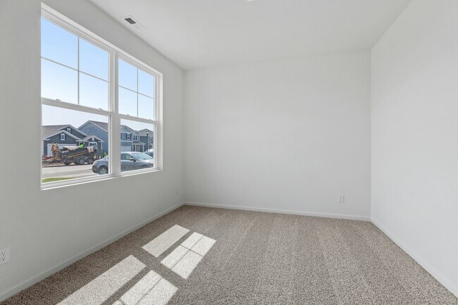 Building Photo - 10350 Morse Pl