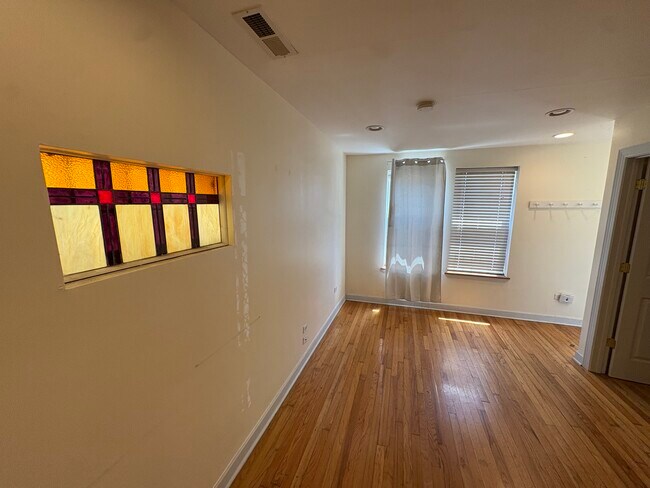 Foto del edificio - 2240 W Palmer St