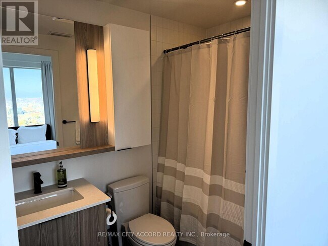 Building Photo - 5 Defries St