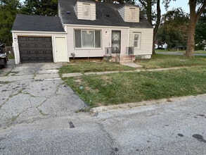 Building Photo - 3102 Trumbull Ave