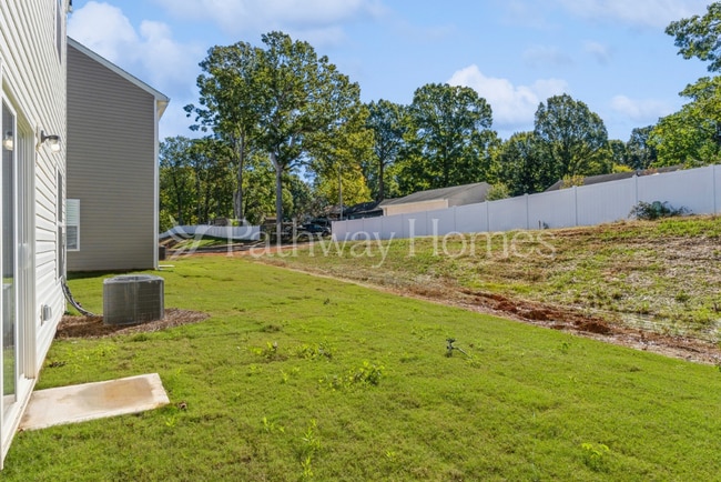 Building Photo - 6316 Lowe Ln