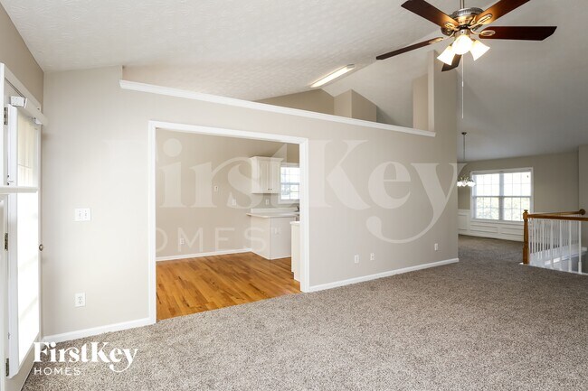 Foto del edificio - 4425 Red Rock Point