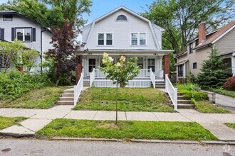 Building Photo - 291-293-293 Olentangy St