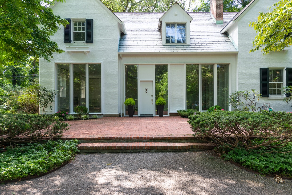 3 Easterly Ct, Lloyd Harbor, NY 11743 House Rental in Lloyd Harbor, NY