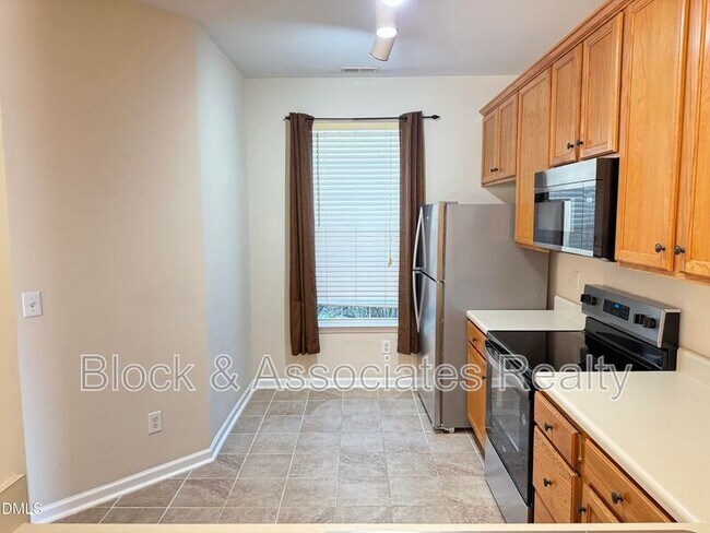 Foto del edificio - 505 Auburn Square Dr