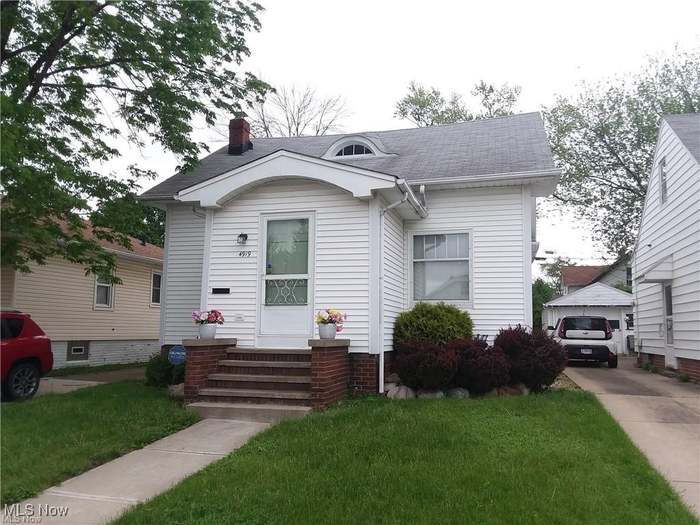Primary Photo - 4919 E 107th St