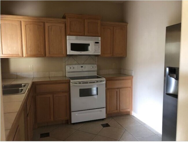 Foto del edificio - 9804 Cantera Ct