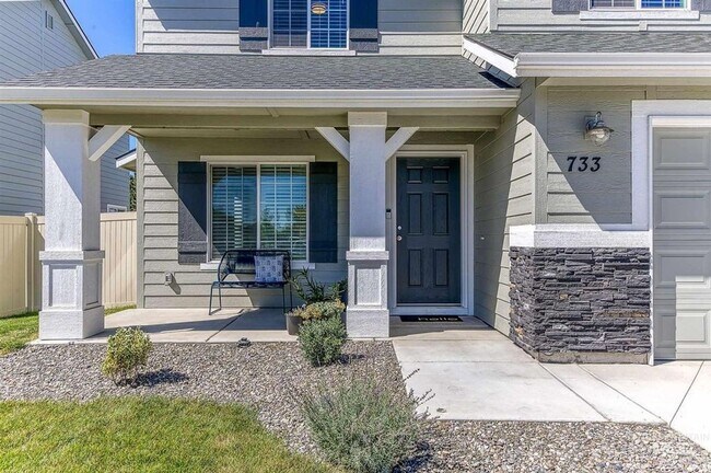 Foto del edificio - Large 5 Bedroom 3 Bath Home in Meridian _ Dog Friendly!