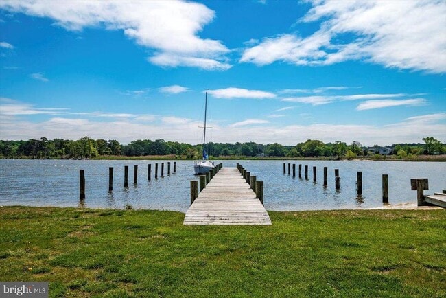 Building Photo - 811 Chester River Dr