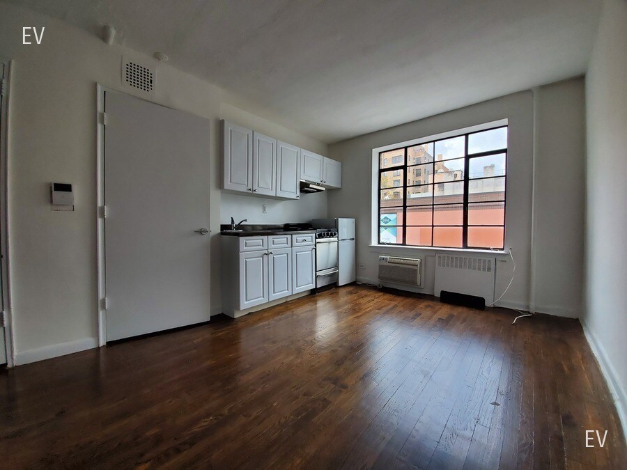 Photo - 63 West 8th street-
