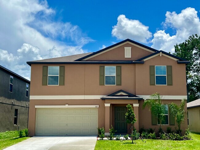 Building Photo - 352 Argyll Dr
