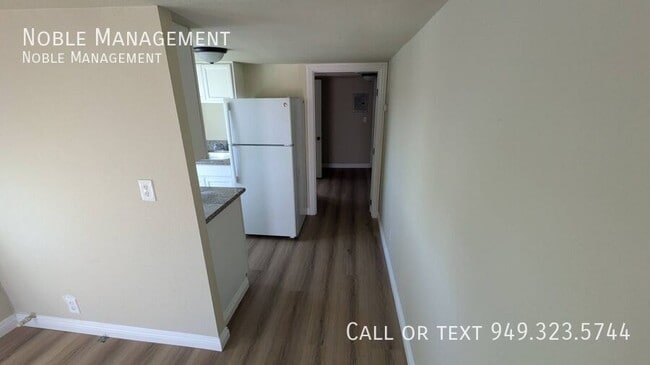 Building Photo - 134 1/2 W. 118th Place-