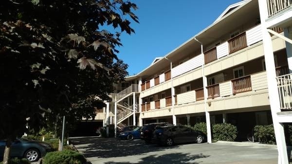 Cedarhurst Apartments - Hathorne District Ced - 1620 SE Cesar Estrada Chavez Blvd